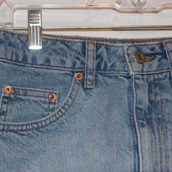 NEW TopShop High Waisted Jean Shorts Women Size 4 - Picture 3 of 8